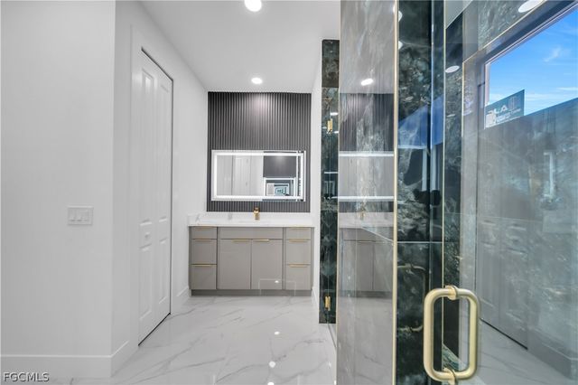 1923 Wellington AVE, Lehigh Acres, FL 33972