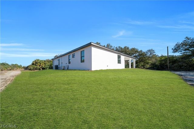 1923 Wellington AVE, Lehigh Acres, FL 33972