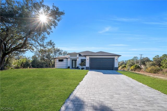 1923 Wellington AVE, Lehigh Acres, FL 33972