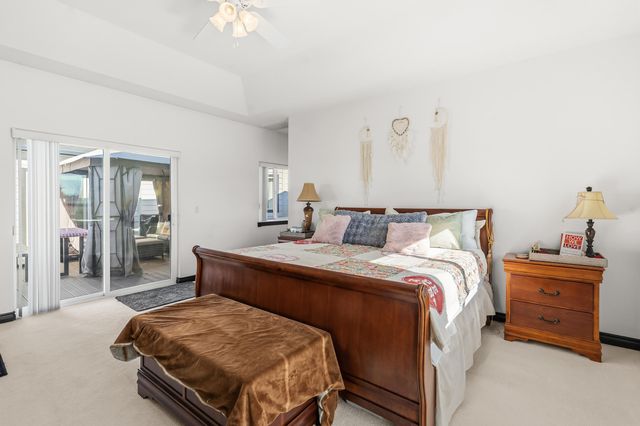 875 N Mountain Avenue, Central Point, OR 97502