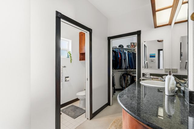 875 N Mountain Avenue, Central Point, OR 97502