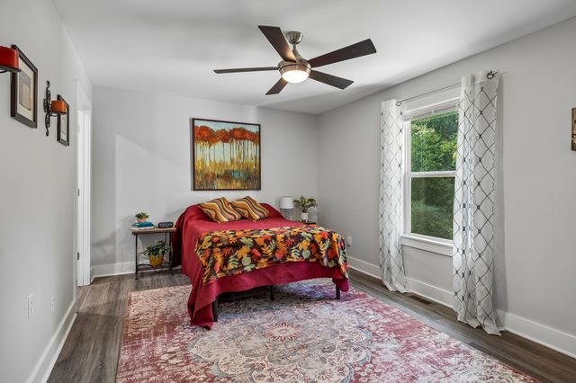 400 Mockingbird Ln, Hartsville, TN 37074