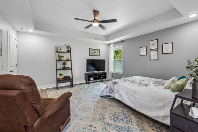 400 Mockingbird Ln, Hartsville, TN 37074