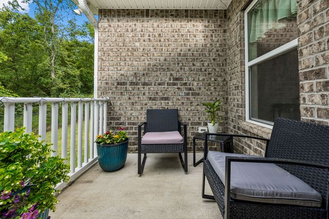 400 Mockingbird Ln, Hartsville, TN 37074