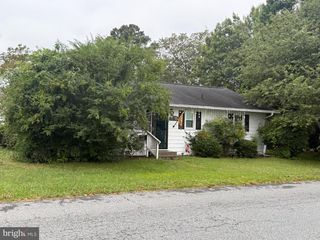 15 N ARCH STREET EXT, Seaford, DE 19973