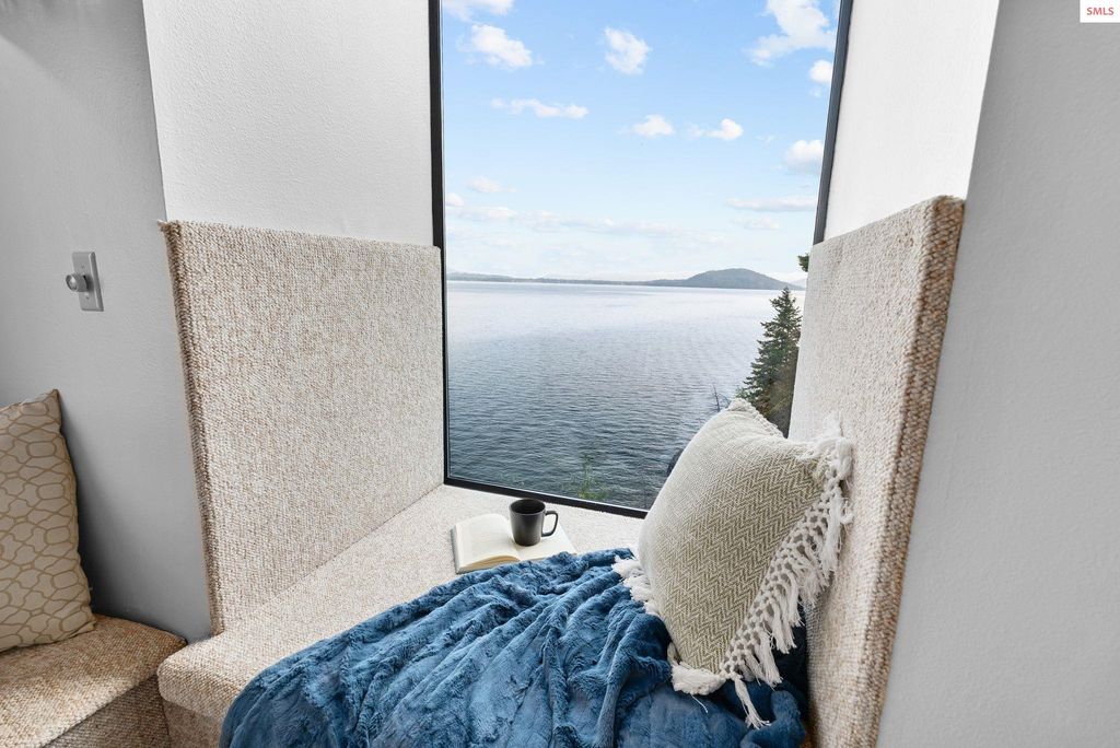 3079 Bottle Bay Rd, Sagle, ID 83860 photo 10