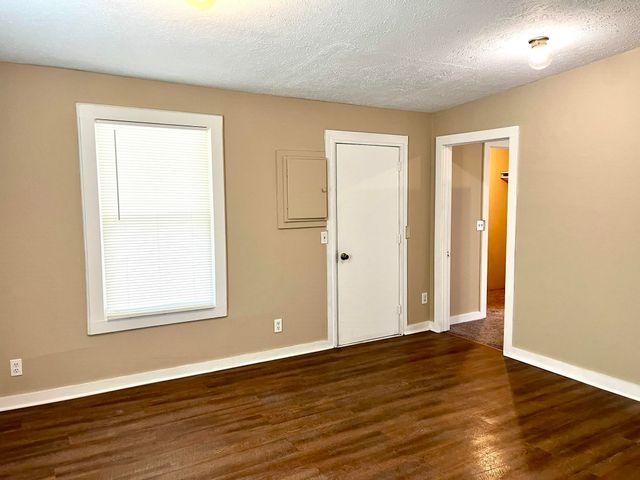 1333 S Market, Wichita, KS 67211