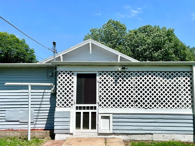 1333 S Market, Wichita, KS 67211