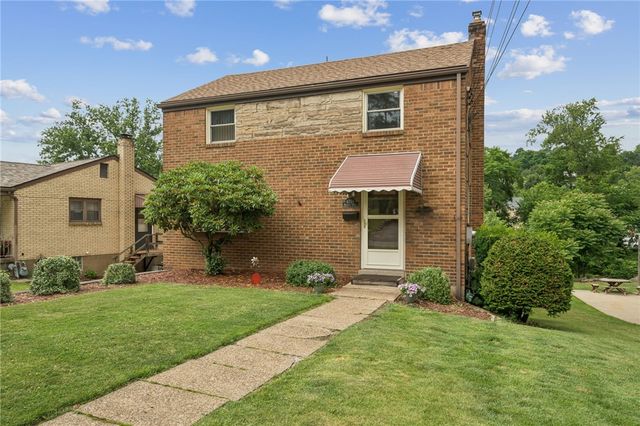 4755 Woodhill Dr, Munhall, PA 15120