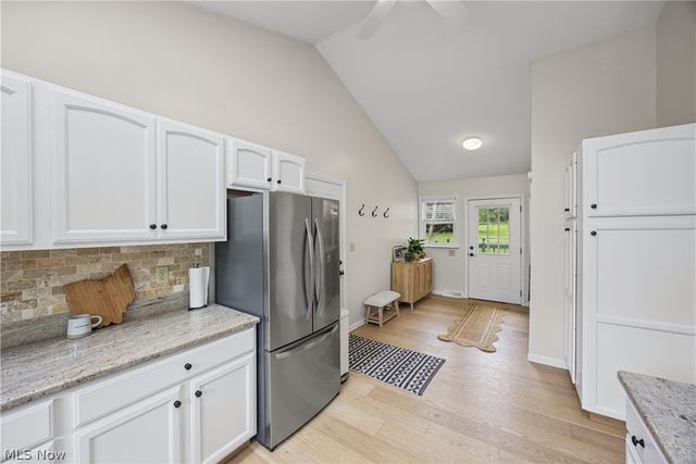 35220 Chagrin Boulevard, Moreland Hills, OH 44022