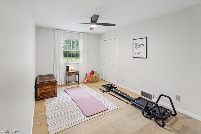 35220 Chagrin Boulevard, Moreland Hills, OH 44022