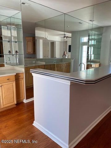 400 E BAY Street PH2, Jacksonville, FL 32202