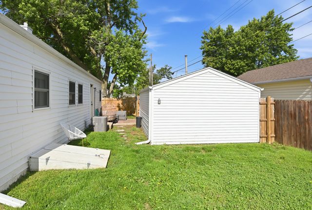 2644 AVENUE G, Council Bluffs, IA 51501