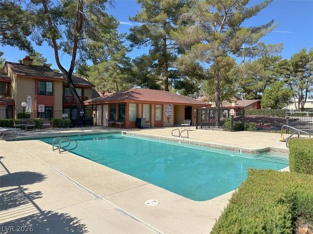 2410 Pickwick Drive, Henderson, NV 89014