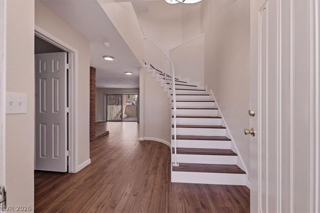 2410 Pickwick Drive, Henderson, NV 89014
