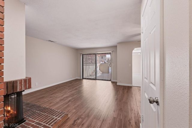 2410 Pickwick Drive, Henderson, NV 89014
