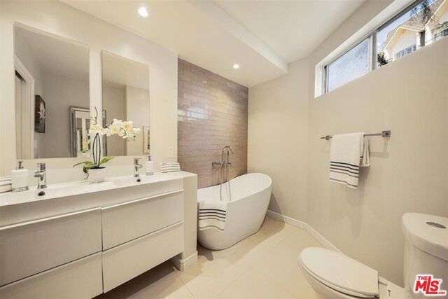 2345 Roscomare Road 201, Los Angeles, CA 90077