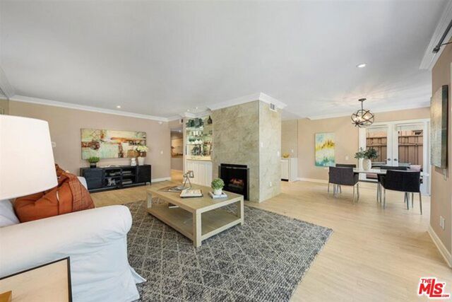 2345 Roscomare Road 201, Los Angeles, CA 90077