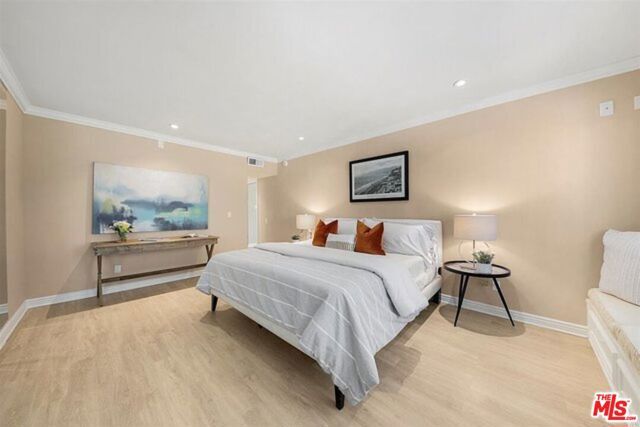 2345 Roscomare Road 201, Los Angeles, CA 90077