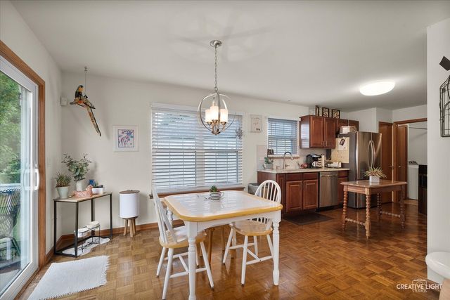 108 River Run Court, Oswego, IL 60543