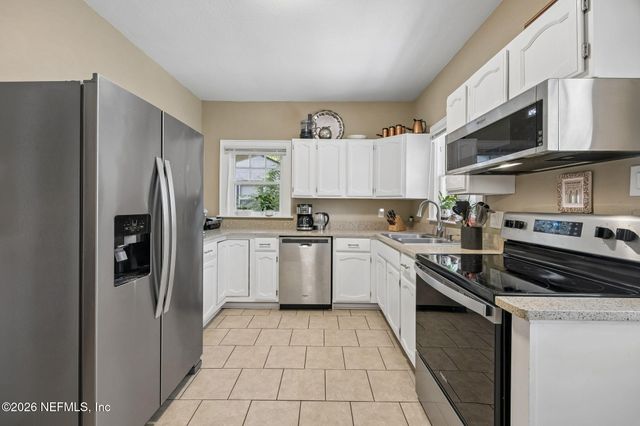 4642 CRESCENT Street, Jacksonville, FL 32205