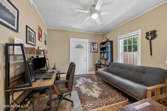 4642 CRESCENT Street, Jacksonville, FL 32205