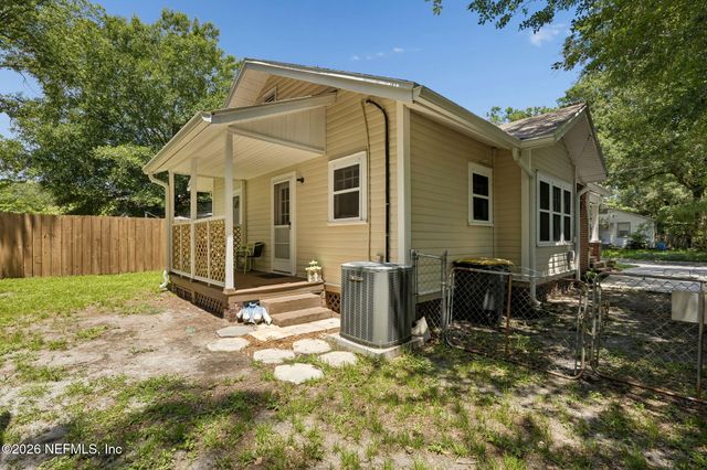 4642 CRESCENT Street, Jacksonville, FL 32205