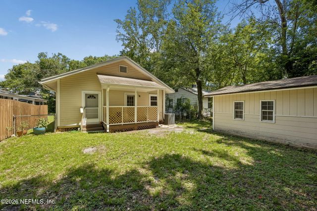 4642 CRESCENT Street, Jacksonville, FL 32205