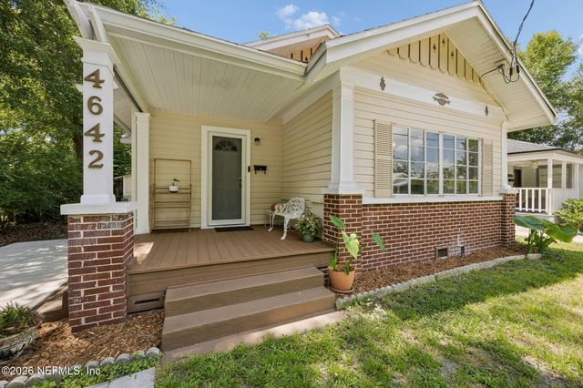 4642 CRESCENT Street, Jacksonville, FL 32205