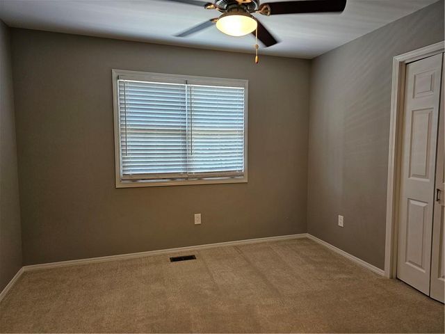 87 Cullen Hills Drive, Bella Vista, AR 72715