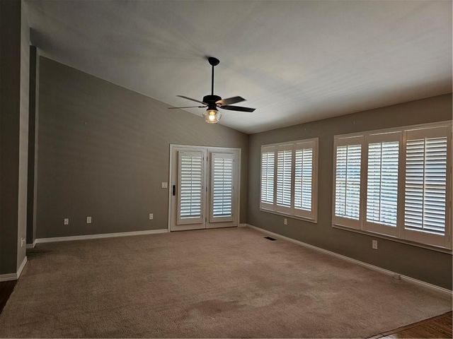 87 Cullen Hills Drive, Bella Vista, AR 72715