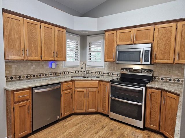 87 Cullen Hills Drive, Bella Vista, AR 72715
