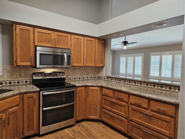 87 Cullen Hills Drive, Bella Vista, AR 72715