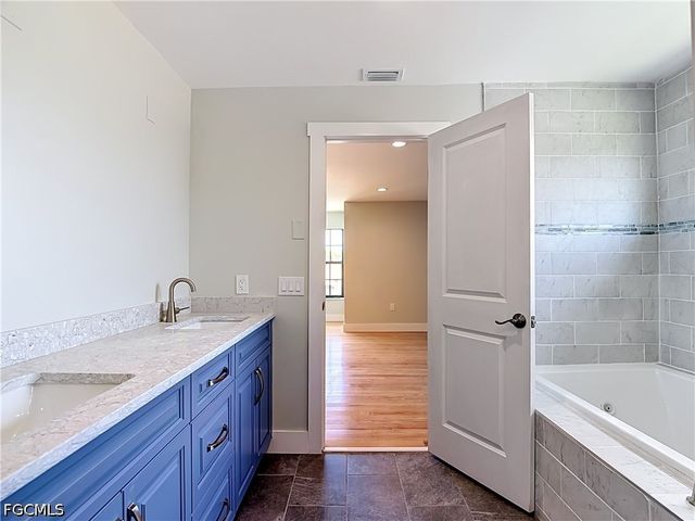 8831 Woodgate DR, Fort Myers, FL 33908