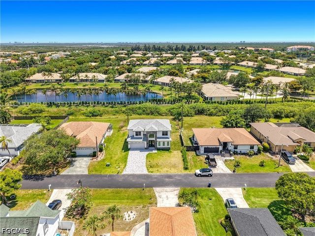 8831 Woodgate DR, Fort Myers, FL 33908