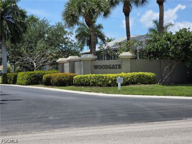 8831 Woodgate DR, Fort Myers, FL 33908