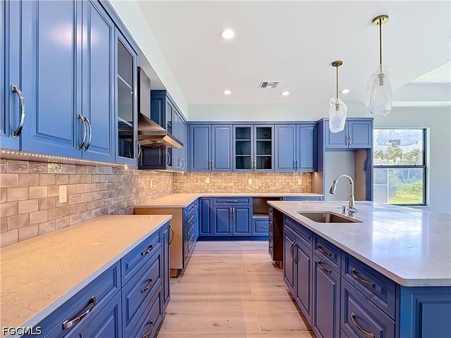 8831 Woodgate DR, Fort Myers, FL 33908