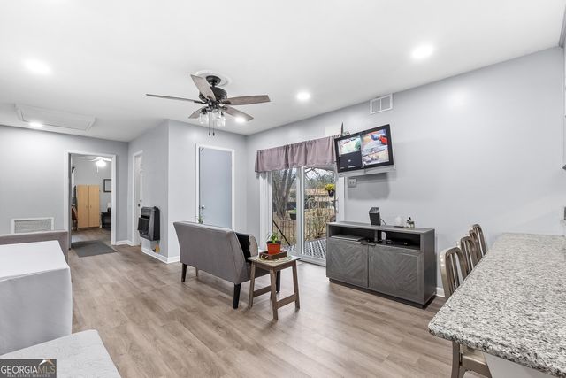 121 Crestwood Road, Warner Robins, GA 31093