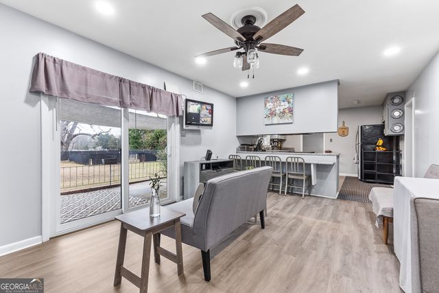 121 Crestwood Road, Warner Robins, GA 31093