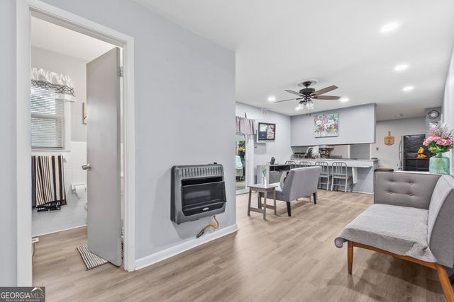 121 Crestwood Road, Warner Robins, GA 31093