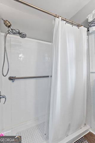 121 Crestwood Road, Warner Robins, GA 31093