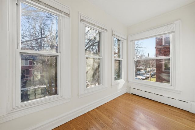 5212 S Ingleside Avenue 2, Chicago, IL 60615