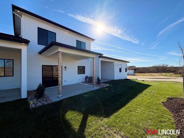 18108 Cooper Street, Gretna, NE 68028
