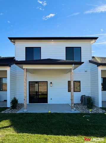 18108 Cooper Street, Gretna, NE 68028