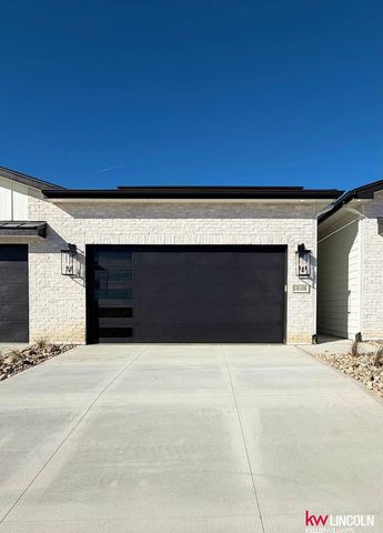 18108 Cooper Street, Gretna, NE 68028