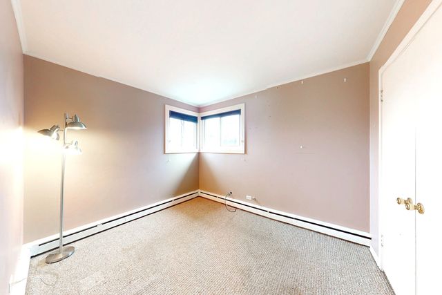 1161 W Grant Drive, Des Plaines, IL 60016