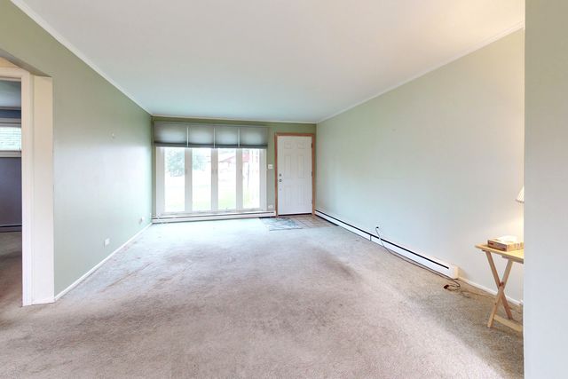1161 W Grant Drive, Des Plaines, IL 60016