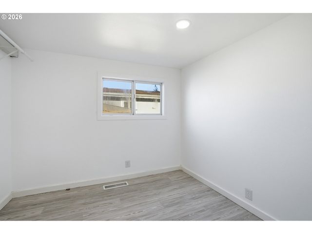 21201 Ne 58TH St 34, Vancouver, WA 98682