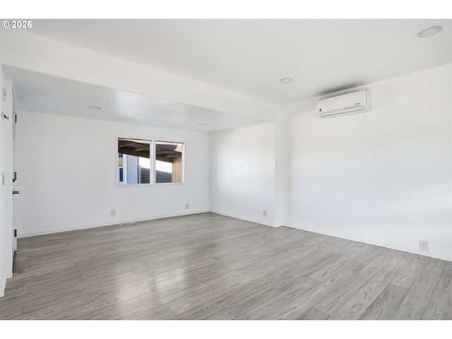 21201 Ne 58TH St 34, Vancouver, WA 98682