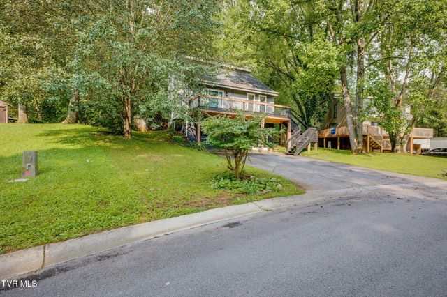 1848 Todd Drive, Johnson City, TN 37604